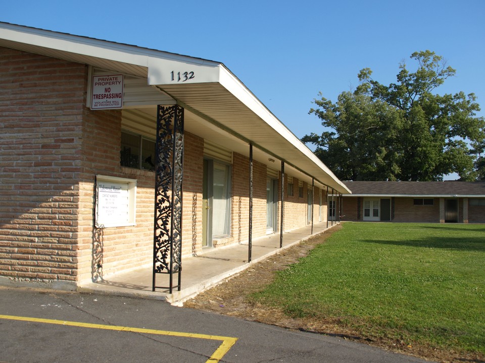 1121 Giovanni St in Lake Charles, LA - Building Photo