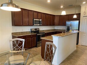 2054 Minneola St in Naples, FL - Building Photo - Building Photo