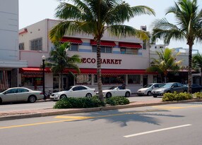 Deco Market in Miami Beach, FL - Building Photo