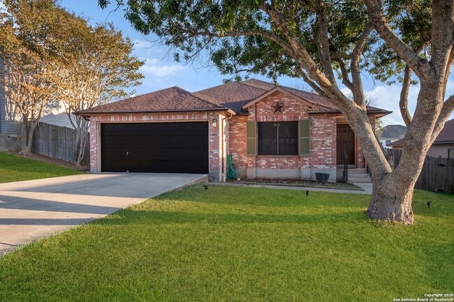 7910 Chestnut Barr Dr in Converse, TX - Foto de edificio - Building Photo