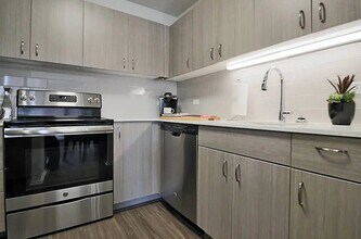 1184 N Dearborn St in Chicago, IL - Building Photo - Building Photo