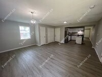 1413 S Bailey St photo'