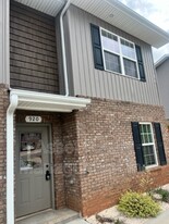 920 Warrior Hill Dr in Louisville, TN - Building Photo