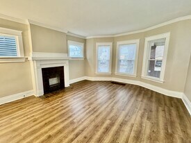 1026 W 7th St in Erie, PA - Building Photo