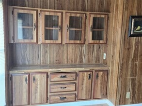 858 Queenswood St in Montgomery, TX - Building Photo - Building Photo