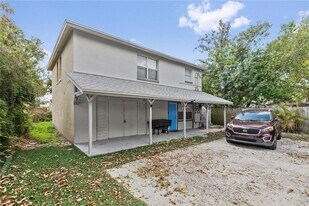 409 E Floribraska Ave in Tampa, FL - Building Photo