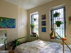 2025 N Gratz St in Philadelphia, PA - Building Photo - Building Photo