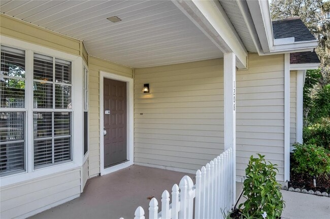 1208 Altoona Ave in Spring Hill, FL - Building Photo - Building Photo