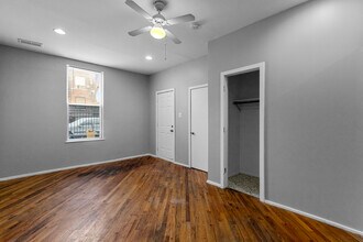 2315 W McLean Ave in Chicago, IL - Building Photo - Building Photo