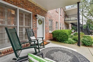 3675 Peachtree Rd NE in Atlanta, GA - Building Photo
