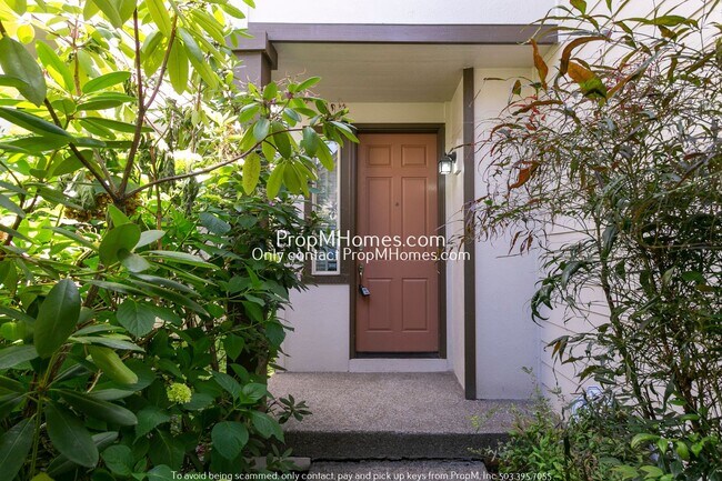 2574 NW Parnell Terrace in Portland, OR - Building Photo - Building Photo