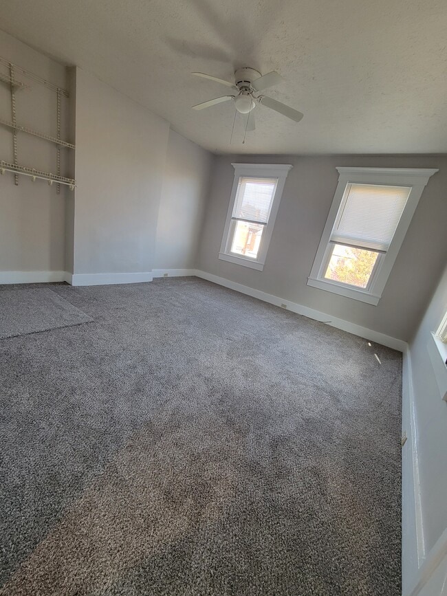 224 6th Ave, Unit 2 in Dayton, KY - Building Photo - Building Photo