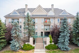 Renaisance in Calgary, AB - Building Photo