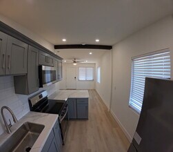 221 E Tonto Dr in Phoenix, AZ - Building Photo - Building Photo