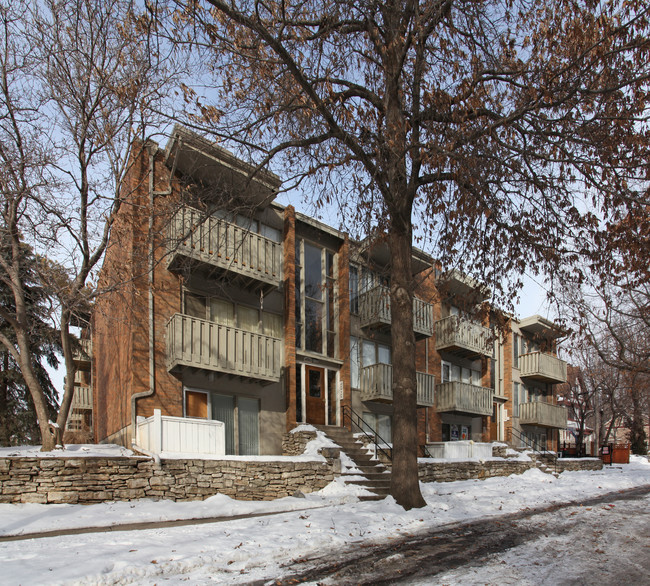 Hyde Park Place Apartments in Kansas City, MO - Building Photo - Building Photo