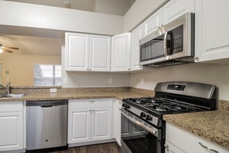 13448 Silver Leaf Cir in Clermont, FL - Foto de edificio - Building Photo