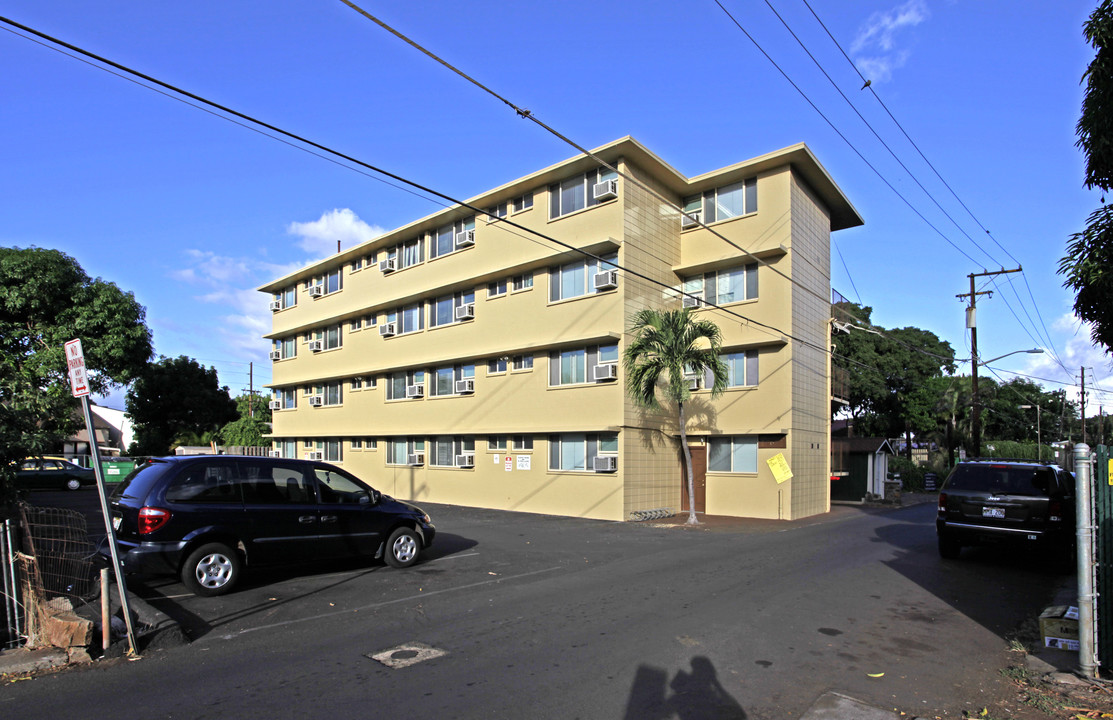 Lahaina Crossroads Apartments in Lahaina, HI - Foto de edificio