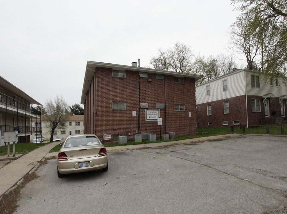 J.K. Apartments in Omaha, NE - Building Photo