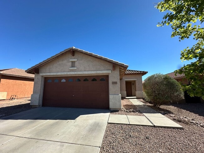 property at 45989 W Long Way