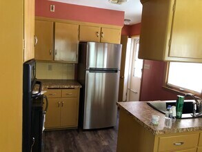 4075 N 85th St, Unit 4075 in Milwaukee, WI - Building Photo - Building Photo