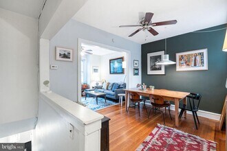 639 Bainbridge St in Philadelphia, PA - Building Photo - Building Photo