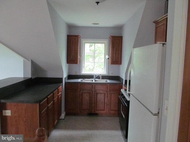 1654 Milldale Rd in Front Royal, VA - Building Photo - Building Photo