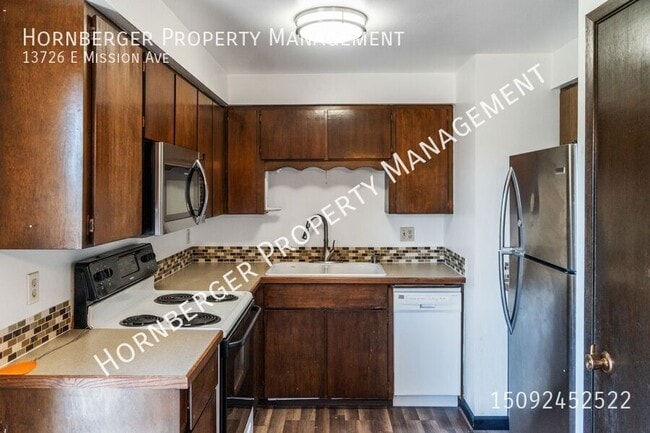 13726 E Mission Ave in Spokane Valley, WA - Building Photo - Building Photo
