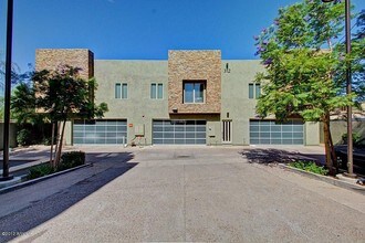 312 S Hardy Dr in Tempe, AZ - Building Photo - Building Photo