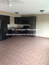 411 S Darrowby Dr in Raymore, MO - Building Photo - Building Photo