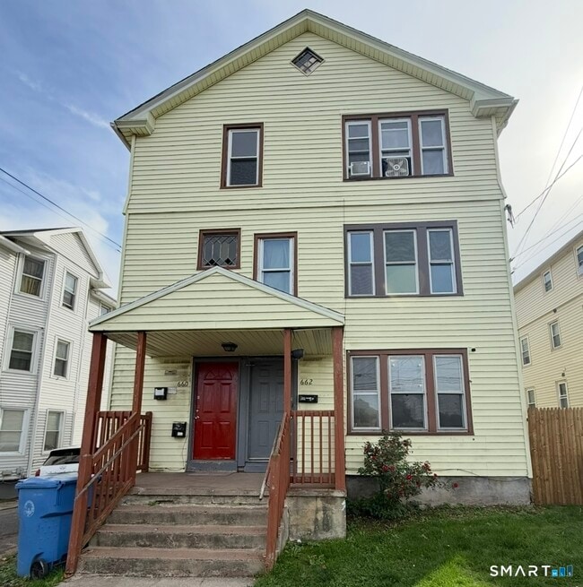 property at 660 W Main St