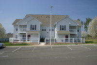 Granville Oaks Apartment Homes in Creedmoor, NC - Foto de edificio - Building Photo