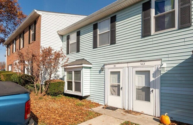 141 Clover Valley Cir in Blacksburg, VA - Building Photo - Building Photo