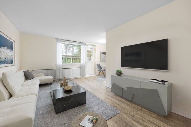 30, 32 & 34 St Dennis Drive in Toronto, ON - Building Photo - Building Photo