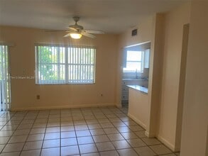 10772 La Placida Dr in Coral Springs, FL - Building Photo - Building Photo