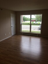 Clearwater Apartments in Red Lake Falls, MN - Building Photo - Building Photo