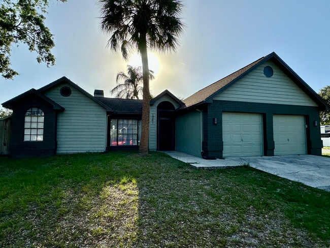 property at 1041 Sawyers Ct