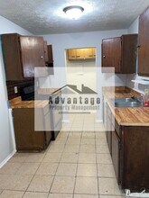 944 Brandon Hill Way in Jonesboro, GA - Building Photo - Building Photo