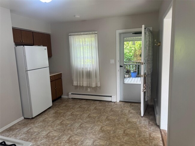 36 Carpenter St in Glen Cove, NY - Building Photo - Building Photo