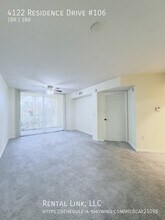 4122 Residence Drive in Ft. Myers, FL - Building Photo - Building Photo