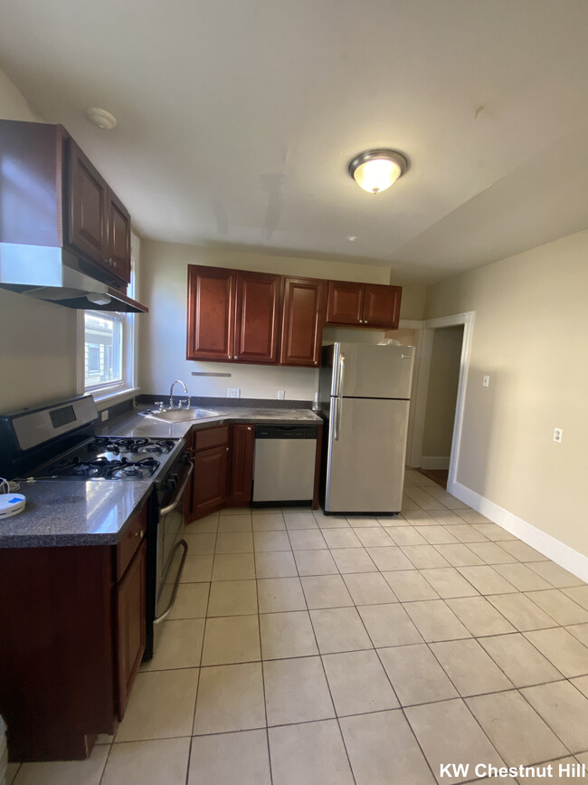 35 Allston St, Unit #1 in Boston, MA - Building Photo - Building Photo