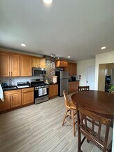 160 Hopkins Ave, Unit 2 in Jersey City, NJ - Building Photo - Building Photo