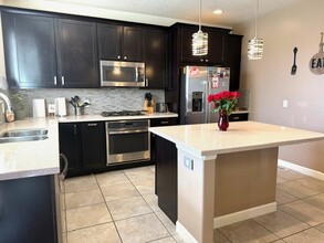 7013 W Harvest Skies Ct in West Jordan, UT - Building Photo - Building Photo