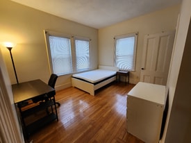 66 Brook St in Quincy, MA - Building Photo