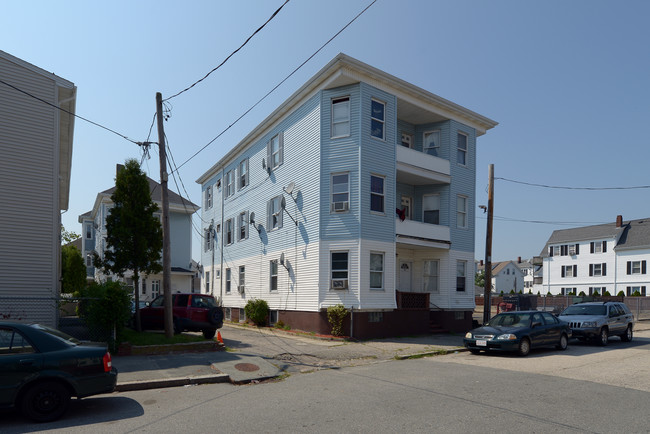 857-1/2 S 1st St in New Bedford, MA - Building Photo - Building Photo