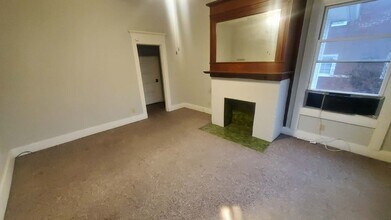 489 E Harrison St in Martinsville, IN - Building Photo - Building Photo