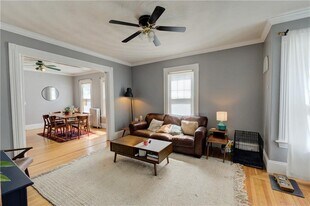 222 Garden St, Unit 3 in Pawtucket, RI - Building Photo