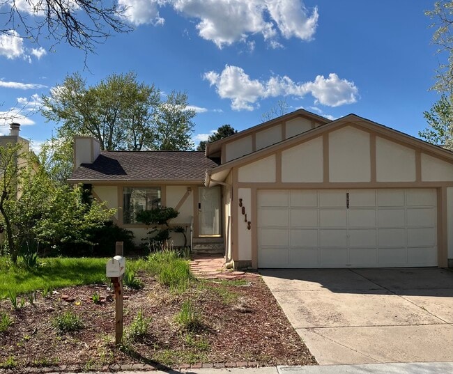 property at 3613 S Olathe St