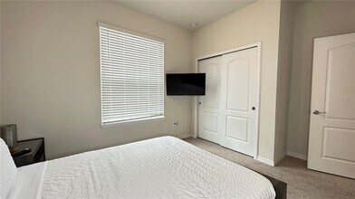 7167 Oakmoss Loop in Davenport, FL - Building Photo - Building Photo