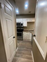 8545 Midpark Rd, Unit 36 in Dallas, TX - Building Photo - Building Photo