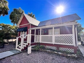 225 Sullivan St in Punta Gorda, FL - Building Photo - Building Photo